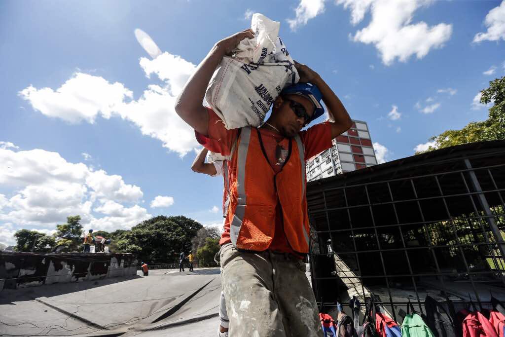 HUAL_IVSS's tweet photo. #ReporteIVSS 229 obras en Centros de Salud a nivel nacional se rehabilitan para tener mejor infraestructura y garantizar atención al pueblo #SomosSalud
#ActaDeAvanceParaElAcuerdo
@NicolasMaduro @TareckPSUV @LuisLopezPSUV https://t.co/d3yzXYEs7U