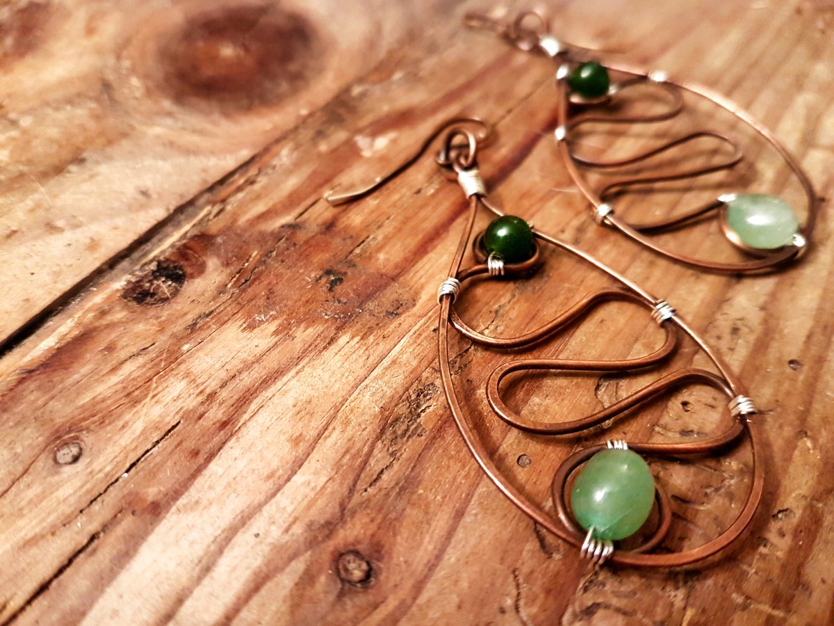RoutsRocks's tweet photo. COMING SOON - Hand Crafted Custom Crystal &amp; Copper British Jewellery #BritishDesigner #FamilyBusiness #WatchThisSpace #HandMade #Jewellery #Crystals #Copper #Glastonbury https://t.co/kz0wlOD1zQ