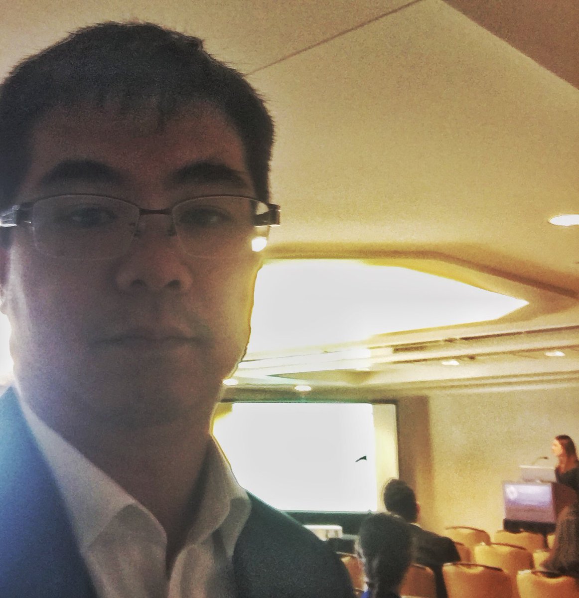 ozvascdoc's tweet image. #USguided #FoamSclerotherapy talk well received at @AcademicSurgery @UnivSurg #ASC2018 ... sadly #Quickshot sessions don’t leave enough time to take a #podiumselfie.