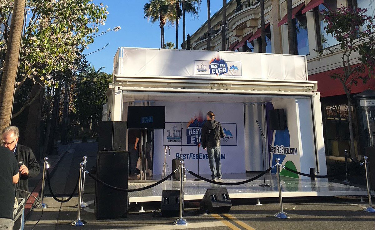Steel_Space's tweet photo. Discover what the Super Bowl and Winter Olympics both have in common. 3PM sharp at the Grove LA! Be there when the clock expires for a Cosmic Surprise !
#bestfever #nbc #thegrove #shippingcontainers #bestfevever https://t.co/TfXkZ51oXh