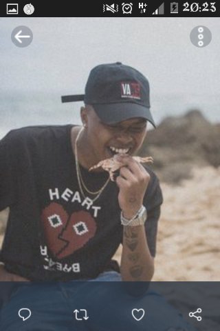 MollenTespy's tweet image. Areece song  (on my own )is on fire. 

I like that song