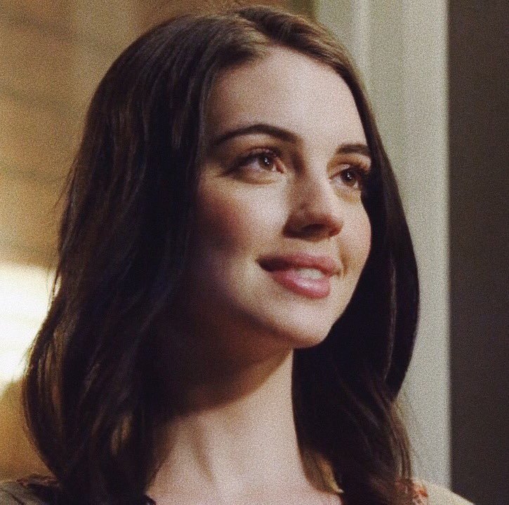 maisiereyesgdr's tweet photo. “ Lately
   i've been,
   i've been loosing sleep.
   Dreaming about the 
   things that we could be. ” https://t.co/BMdQWfEkgs