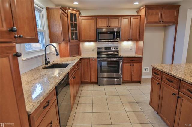 Bhg Cassidon Realty On Twitter New Listing 437 Hahn Rd