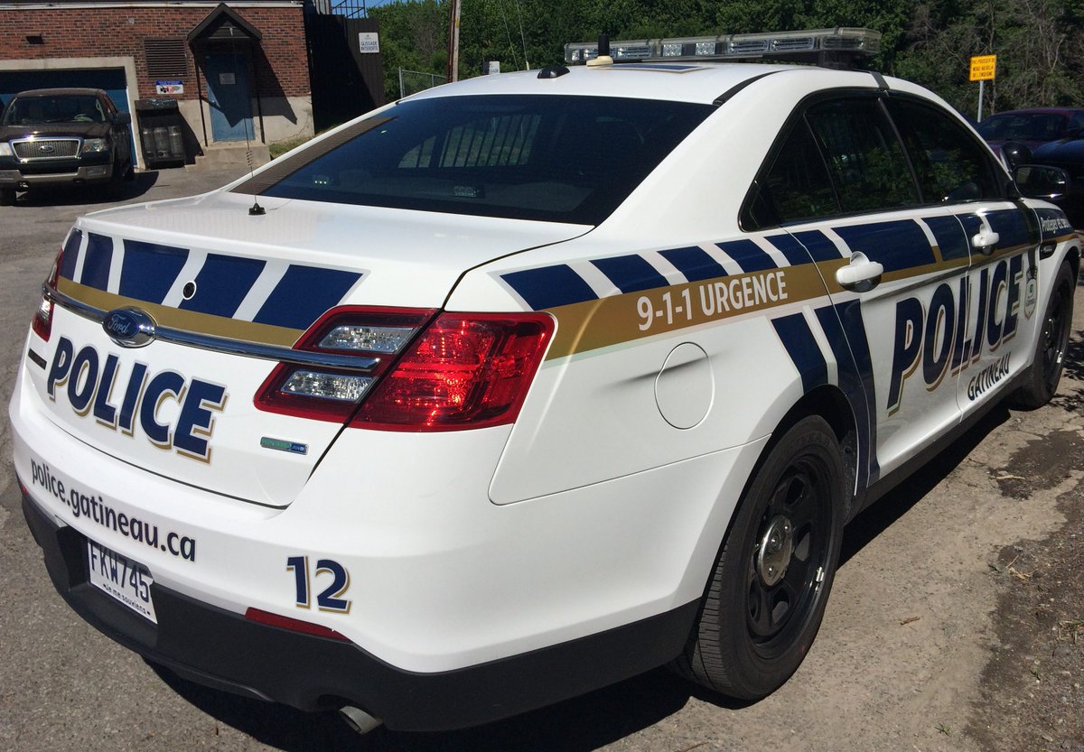 BREAKING: Police say Gatineau death now being investigated as homicide bit.ly/2E9AynV https://t.co/8inEeZkMdD