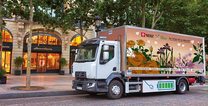 DuurzaamActueel's tweet photo. Artikel: #Renault #Trucks start in 2019 met verkoop elektrische trucks. https://t.co/mjpvTJFwJn https://t.co/ggDqp1C1e7