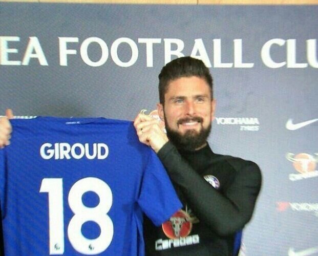 CallMeZuby1's tweet photo. So @_OlivierGiroud_ was bought by @Arsenal in '12 for £12m and he was given the no12 jersey and @Chelsea bought him in '18 for £18m and he was given the jersey no18.
Issorite https://t.co/yLwfl4gGWs