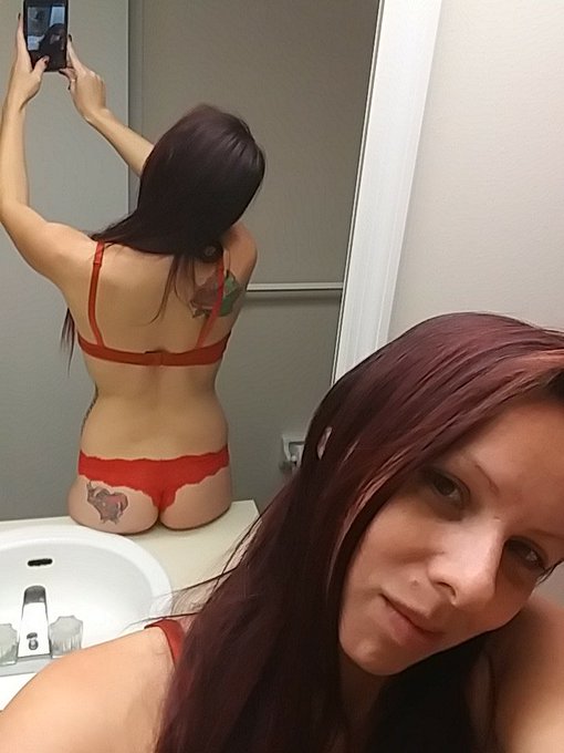 Missed everyone, feels good to be back https://t.co/MDJqmmk0Nh<a href="/tag/squeakyclean"class="tags"><span>#squeakyclean</span></a>