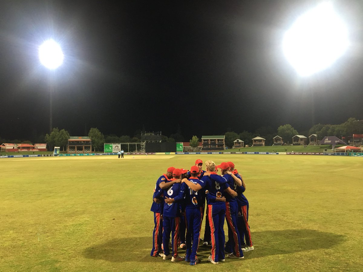 Varsity Cricket Day 4: Tuks vs UCT - Tuks win by 57 runs. Rubin Hermann was awarded fielder of the match for a brilliant run out. Tony de Zorzi was awarded Batsman of the Match and Man of the Match for his 101 runs! #Brotherhood #Elevate2Greatness