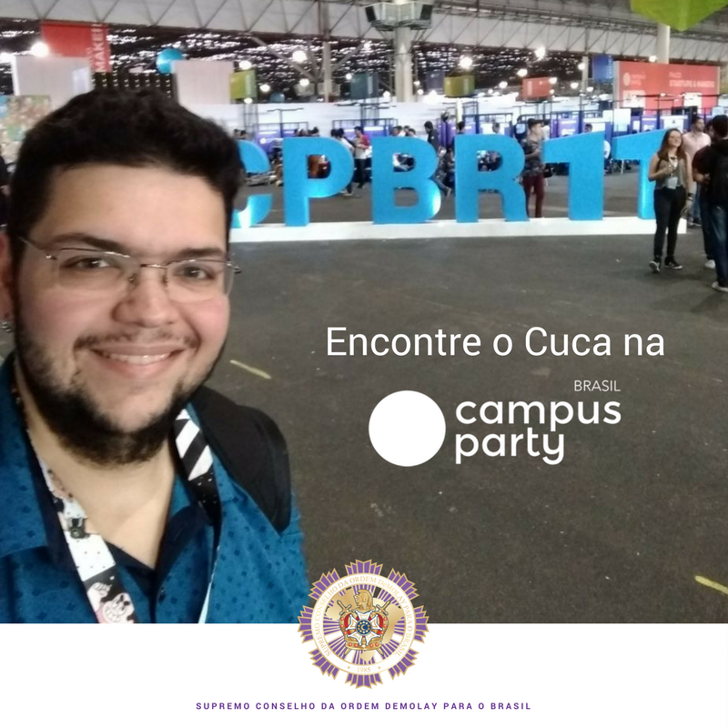 SCODB's tweet photo. Estamos preparando a nova temporada do #DeMocast e o Mano Cuca, um dos apresentadores de 2018, está lá na Campus Party! Você quer ter uma participação especial no primeiro episódio do DeMocast 2018? Encontre o Mano Cuca, tire uma selfie e manda pra gente! #SomosTodosSCODB https://t.co/wpVDKLDjdH