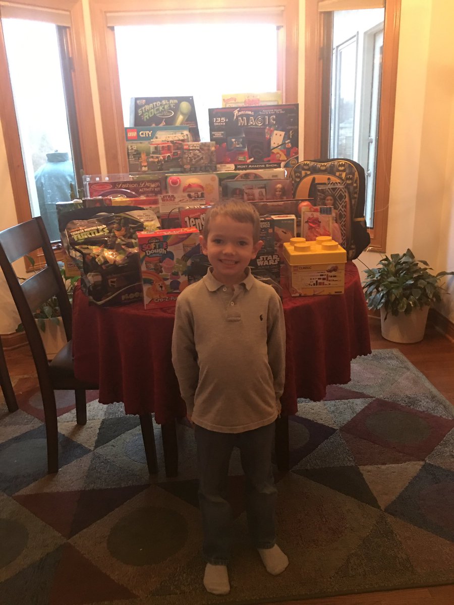 UMCHFamily's tweet image. For Jack Lilly's 6th Birthday he asked his friends to bring presents for foster children instead of himself! We are so thankful for his selflessness and huge act of kindness! #giveback #kidshelpingkids #bethegood #makeadifference