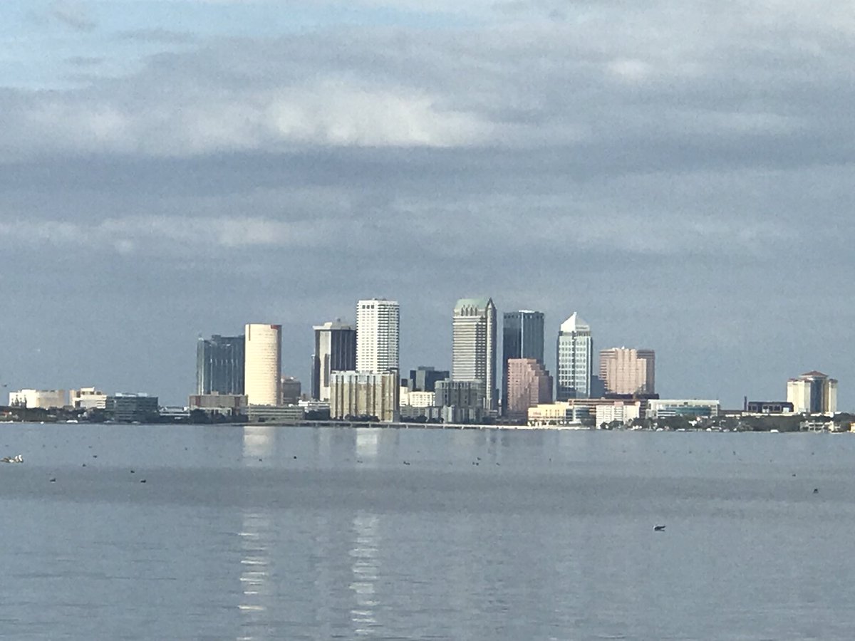 Crazed_Runner's tweet photo. 16 x 100m intervals! How fast can I go?!! I got all of Bayshore to find out 😄 #speedintervals #beautifulbayshore https://t.co/OWpNrWEzuQ