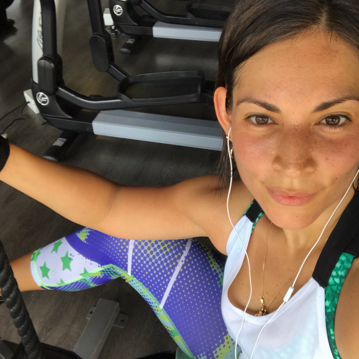 lavillabb's tweet photo. Un poco de ejercicio 💪🏼 #VidaSana #deporte #fitness #FitnessMotivation #Entrenamiento https://t.co/ASYFTC2WsI