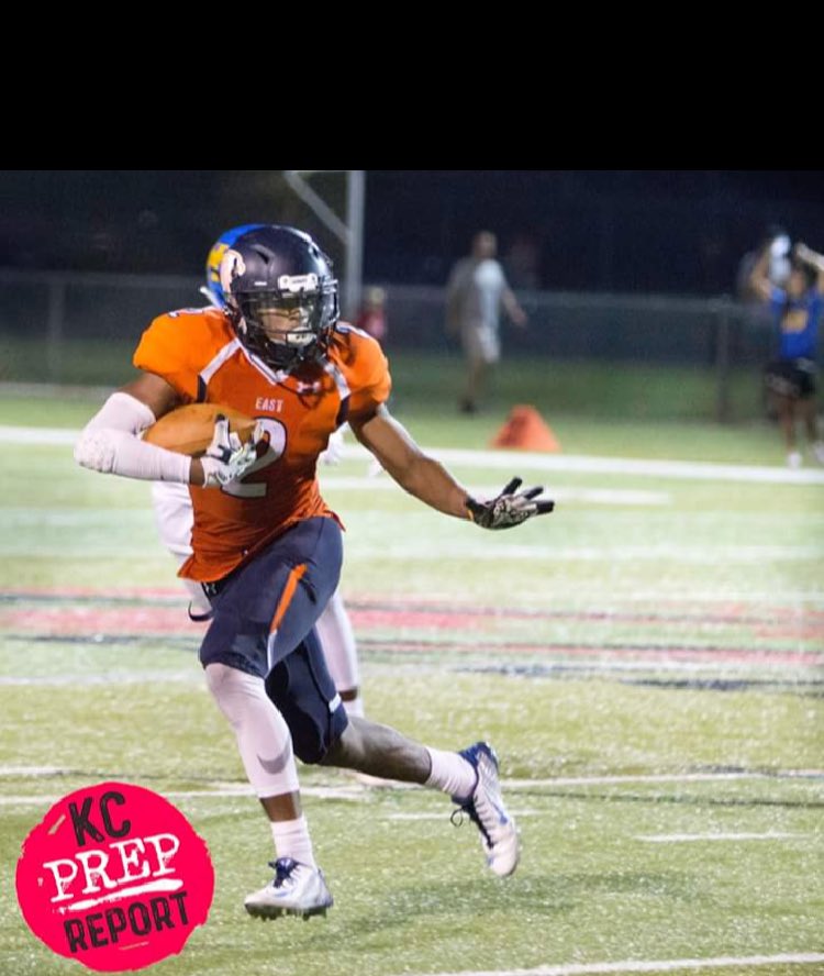 TyjuanLewis's tweet photo. I am blessed to say that I will be furthering my academic and athletic career at Baker University! #Committed #UnfinishedBusiness @BakerU_Football @BakerAthletics @OEHawksFB @OEFootballboost https://t.co/PsTqXFqKT8