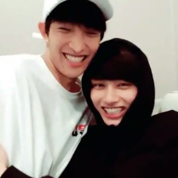 lsmdoingthings's tweet image. seokmin cuddling with junhui (2017)