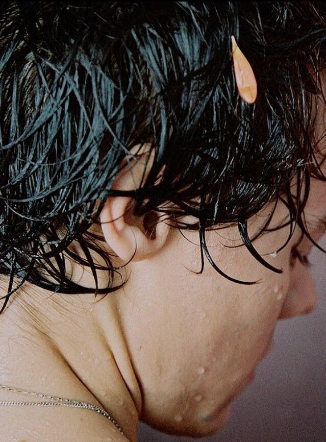 HSDailyFR's tweet image. ♡ Every year, you become more wonderful and greater. Every year, you make your mark in history a little more. We're so happy to be able to see a legend growing. ♡

#HappyBirthdayHarryStyles