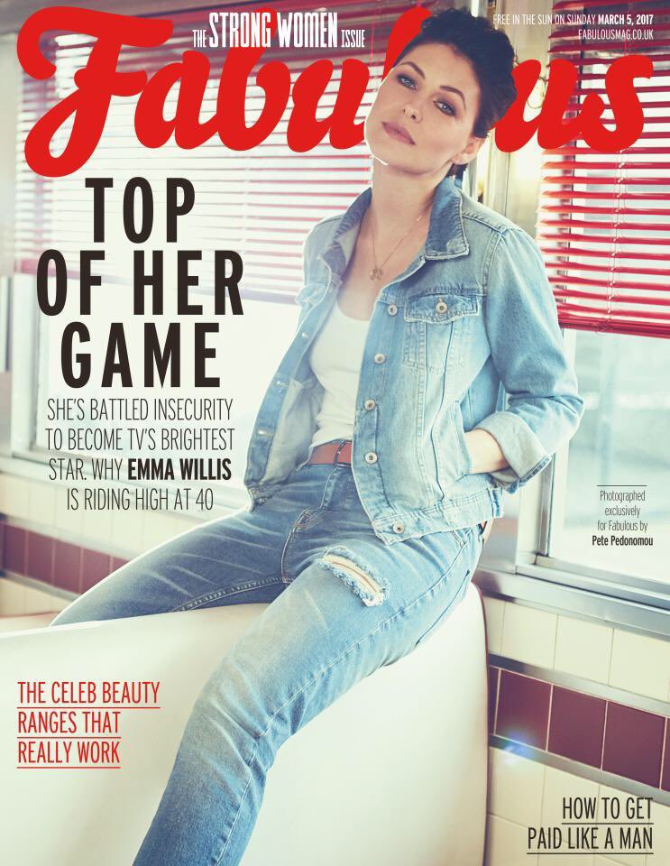 EmmaWillis's tweet photo. Haaaaappy biiirrrthdaayy @Fabulousmag!!🙌🎂 Here’s a lil #tbt from me to celebrate🤘🎁🎈#fabulous10 https://t.co/wpGDU7z0pK