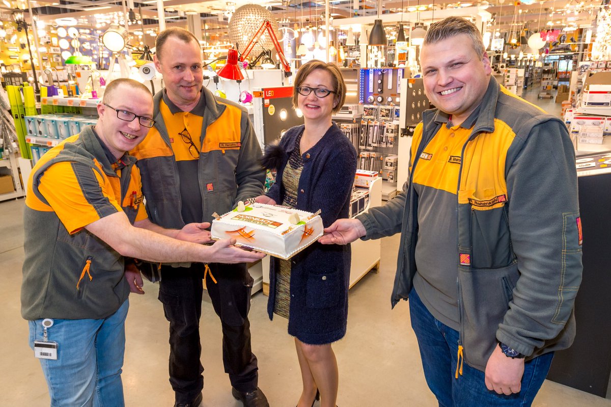 Vandaag Hornbach in het zonnetje gezet. 
Dit bedrijf in onze stad biedt mensen die iets meer moeite hebben met het vinden van een baan met succes een kans.
