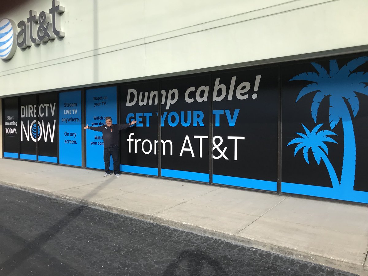lolointampa's tweet photo. Shout out to @CristySwink and her awesome team for helping make this happen! #biggestbillboardinTPA #attlife #beforeandafter https://t.co/Js3nh30DQI