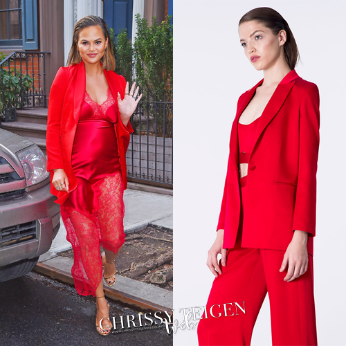 teigenpictures's tweet photo. 🧥| @chrissyteigen's blazer is the Red Satin Blazer by @stylandstore for $948 → https://t.co/LTnmHSBoBJ https://t.co/QOOy2LUo7O