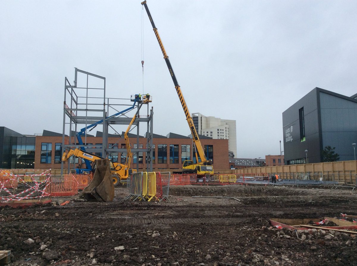 WeAre_LCB's tweet image. Exciting times for LCB phase 2 - the steel works are going up!! #MakeItHere