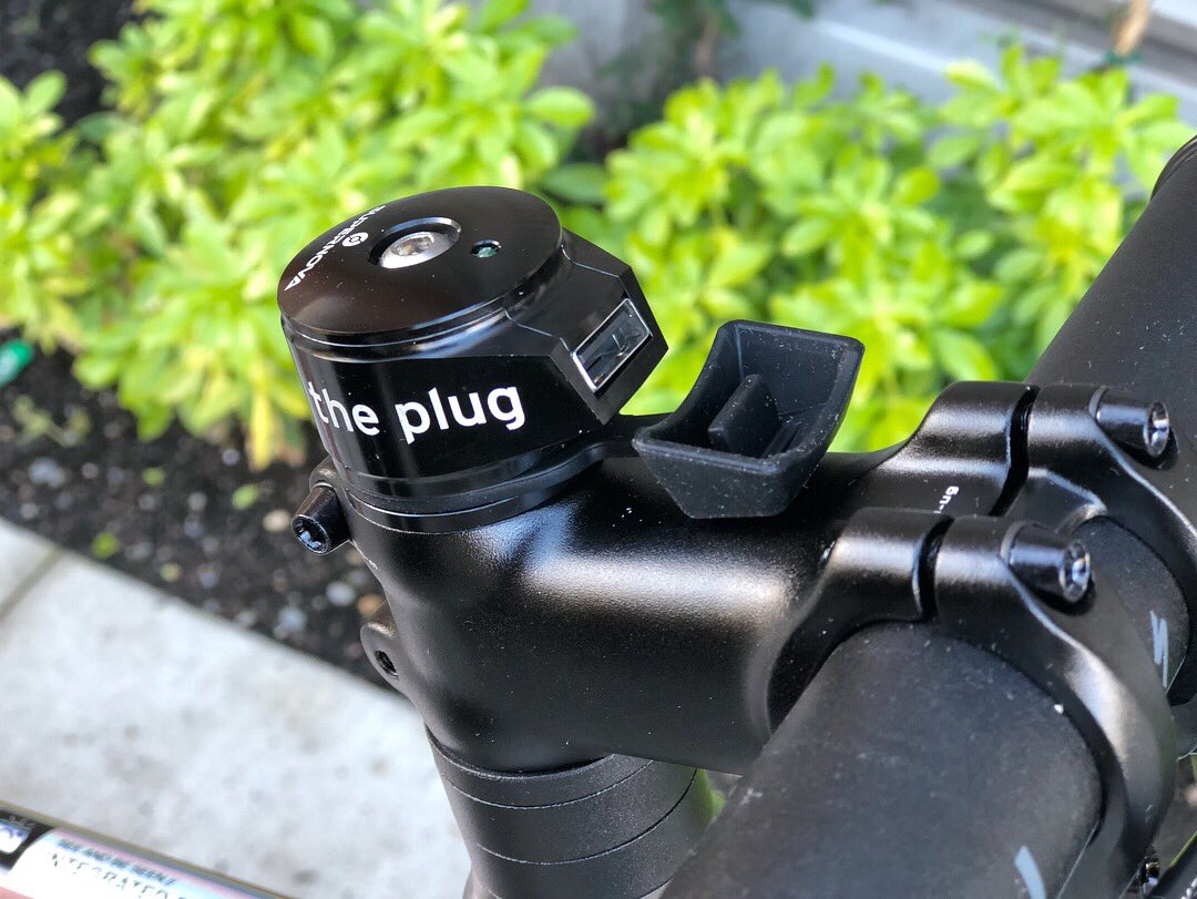 greggscycle's tweet photo. Looking for a do it all bike, with some great perks, check out the Specialized AWOL Expert. This model comes with a generator hub to power integrated lights, or the built in USB charger. Also a set of full fenders with front and rear racks. How cool is that?
#specializedawol https://t.co/nMpwILkamU