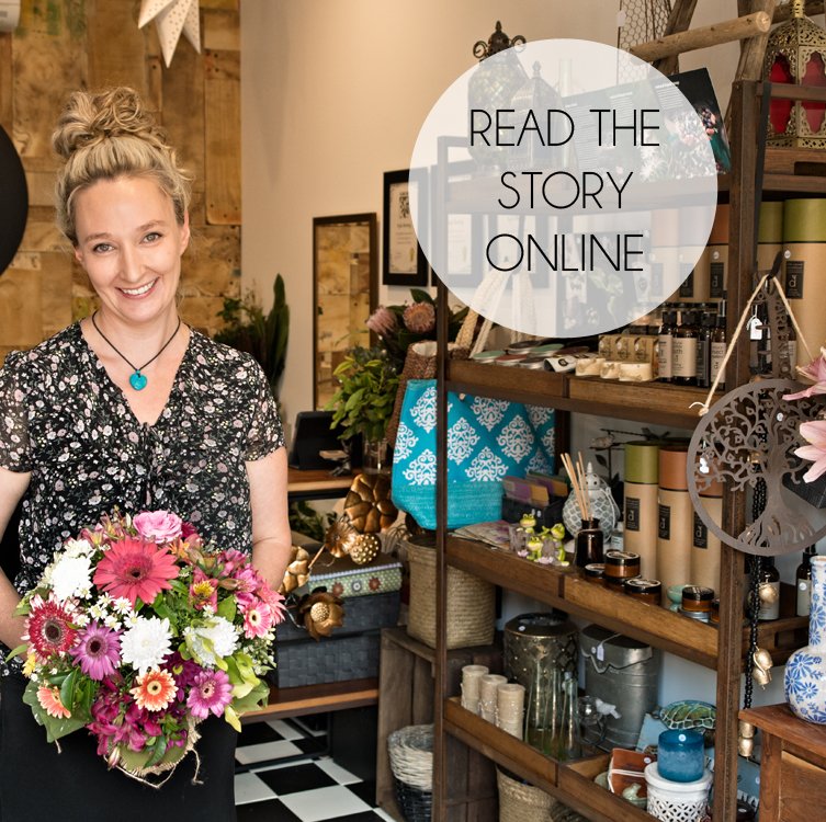 LovingNundah's tweet photo. #FlannelFlowers is a new boutique lane-way style florist to open in #Nundah. Owner Kylie Bunting opened the store after falling in love with the village feel of Nundah &amp; the strong sense of community. Read more (and get your Valentine's Day orders in!) at: https://t.co/9foVLygXgJ https://t.co/FllNIZYpou