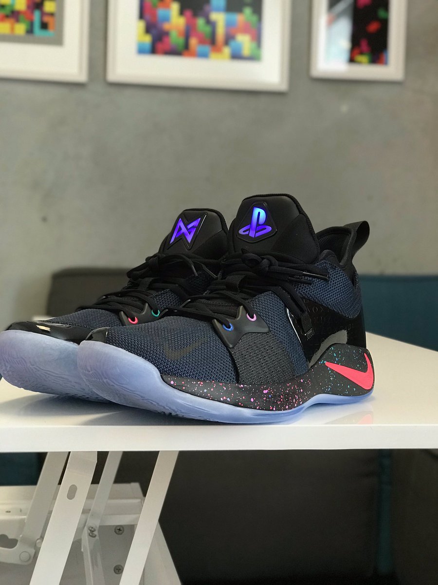 BRCDEvg's tweet photo. Dale un vistazo a los sneakers @PlayStation X @Nike X Paul George (@Yg_Trece) 🌌👟

¿Qué te parecen? https://t.co/6nswkKUGmU