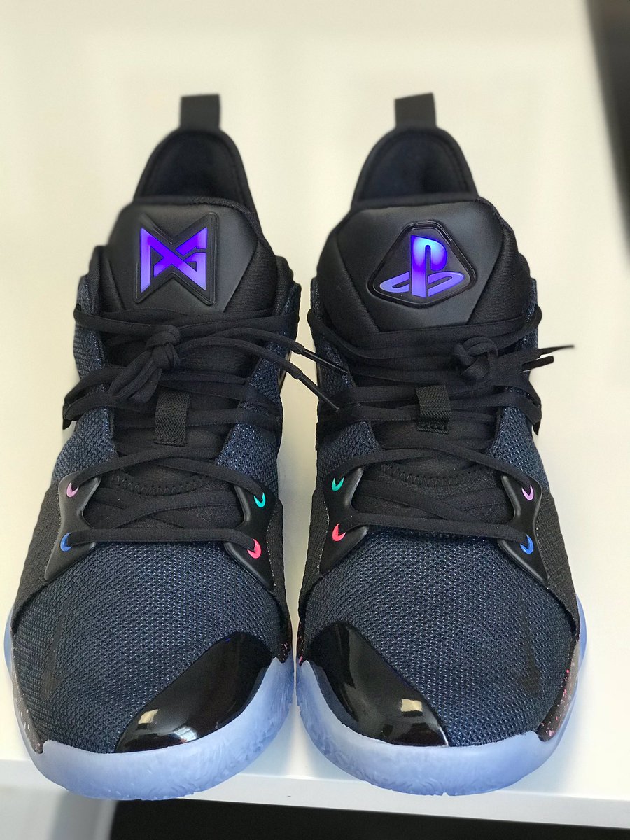 BRCDEvg's tweet photo. Dale un vistazo a los sneakers @PlayStation X @Nike X Paul George (@Yg_Trece) 🌌👟

¿Qué te parecen? https://t.co/6nswkKUGmU