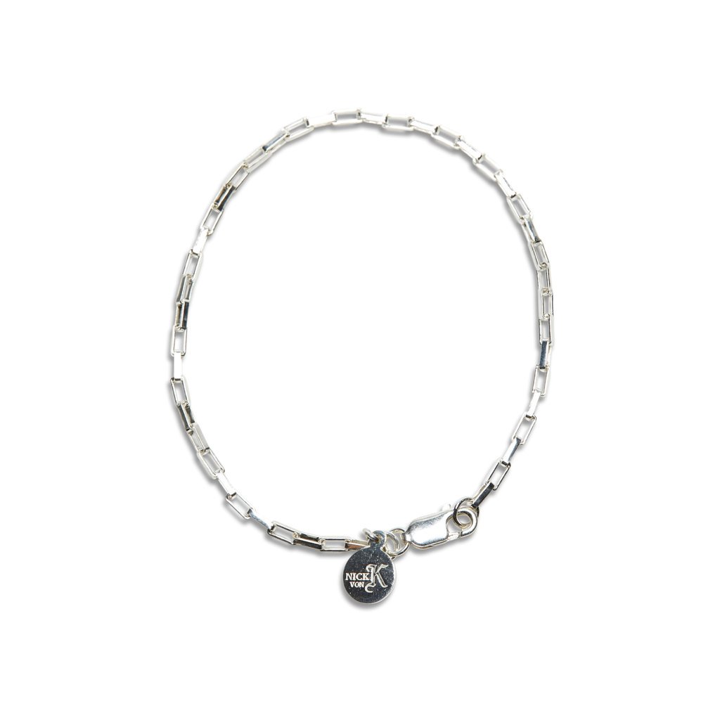 NickVon_K's tweet photo. Start your own #NickVonK charm collection with our plain bracelet or necklace! We've got a huge range of sick charms - made for people who want to stand out. https://t.co/CK0CgfElGZ https://t.co/DqXNv2bIZi