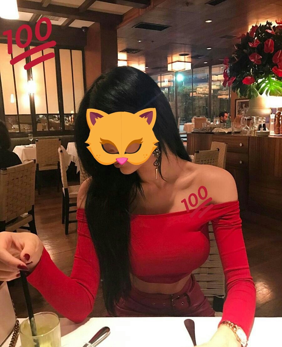 Kirmizilarin kadini👄