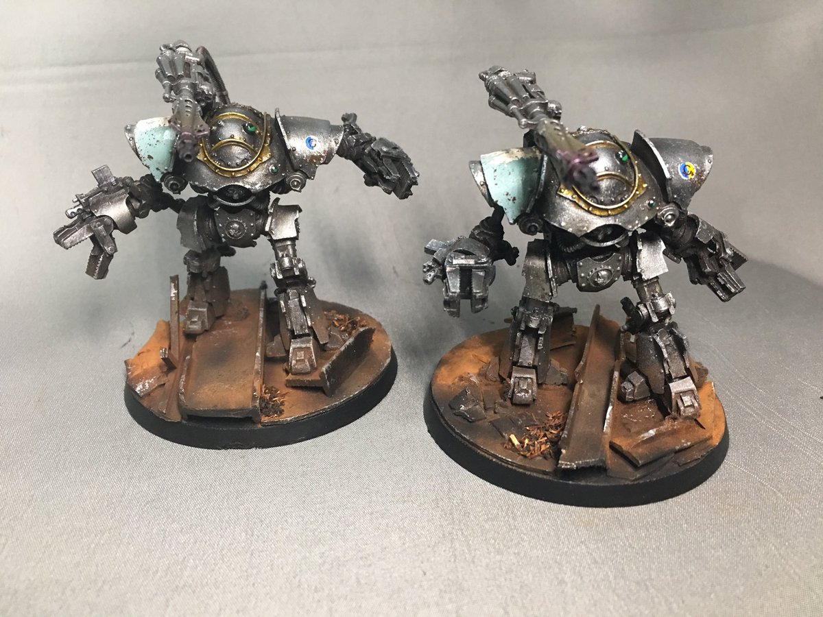 MiniatureRealms's tweet photo. Finally got around to finishing my Enginseers, Servo-Automata and Castellax for my #solarauxilia #castellax #enginseer #mechanicum #horusheresy #30k #hardforheresy #genofivetwopodcast https://t.co/npArDhj1qZ