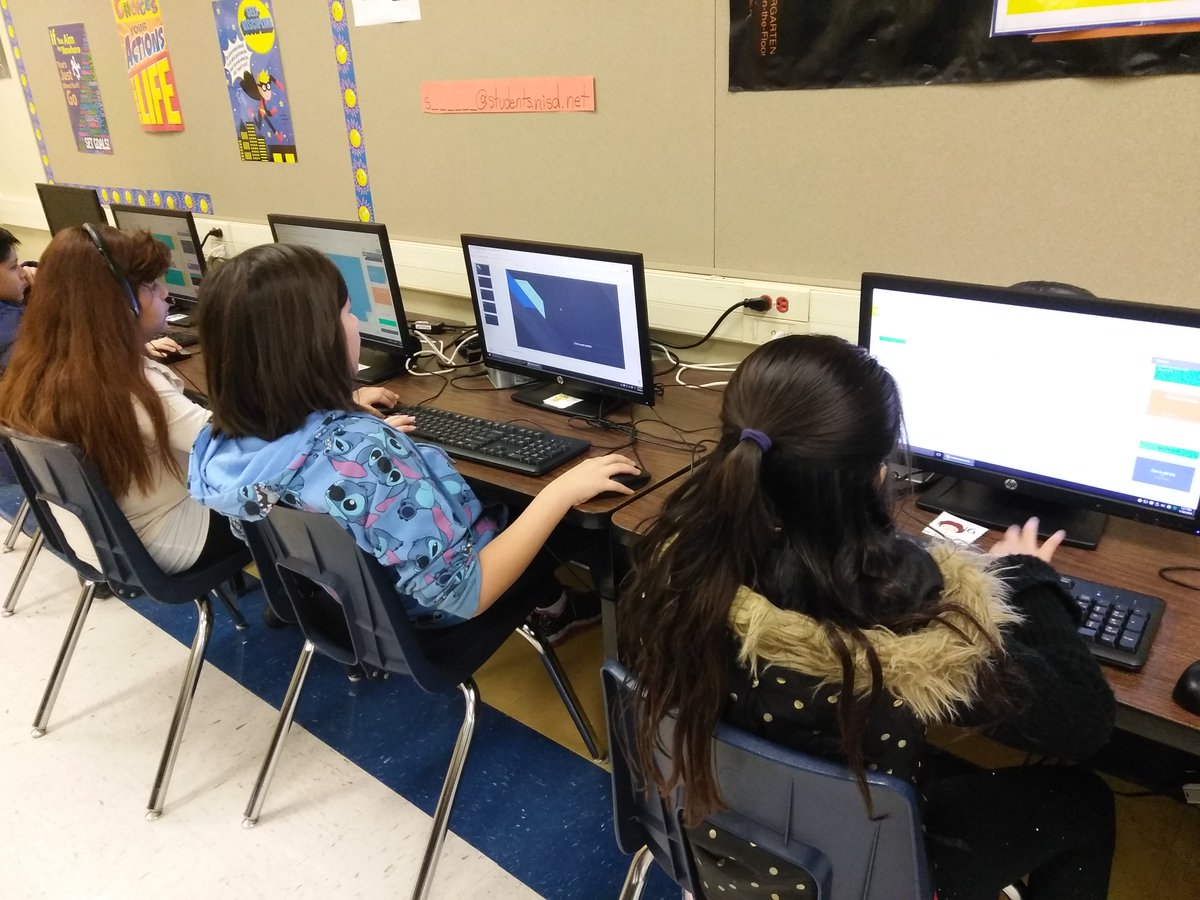 andreacantuect's tweet image. Collaboration is the BIG REASON 😀 to go with Google Slides. The ability to easily share and simultaneously edit a Google Drive document is just AMAZING!!!! Awesome work LIONS!!!!! @NISDLeonValley @NISDTechApps 
#NISDECT @NISD