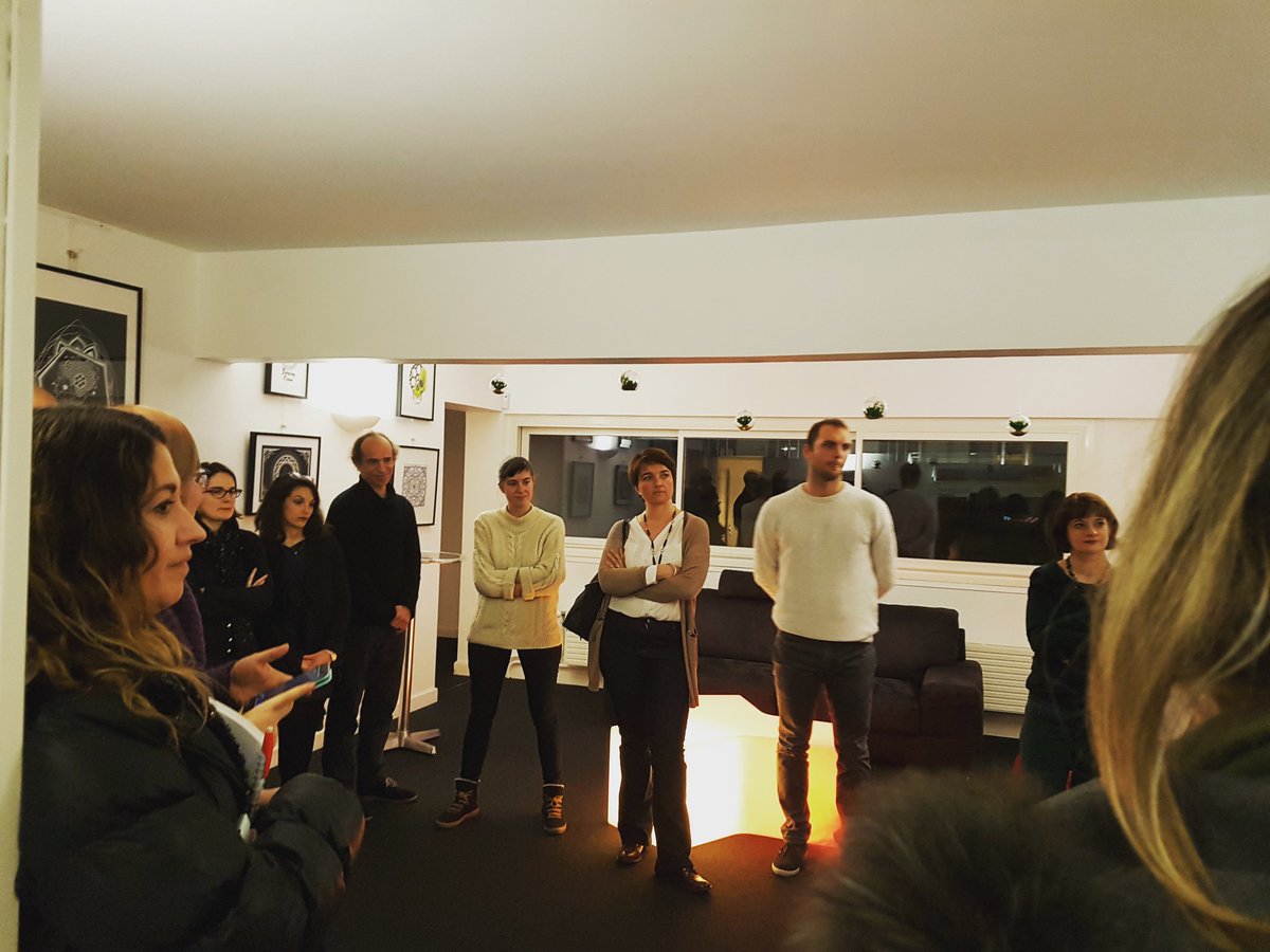 World_isTweetly's tweet photo. Un lieu qui accueille l'écosystème de la com' avec 7 sociétés réunies dans un superbe loft (avec un studio) #Audio #3D #SociétéAtome et... @agencesuperette ➡ @ReseauCom2cia part à la découverte de @EquinoxeCowork

#LesRoisDeLaCom https://t.co/cUuidQbu1Z