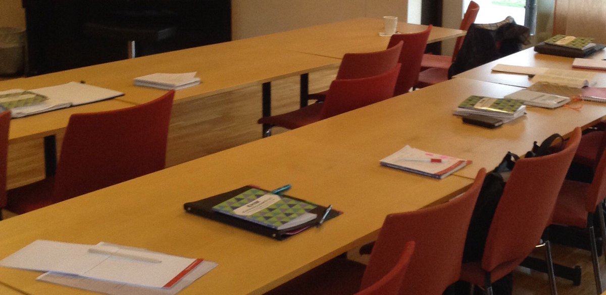 Dagens pålästa och välförberedda åhörare från område Östra i Växjö gick på välförtjänt fikapaus och vi passade på att fota några av bänkraderna.