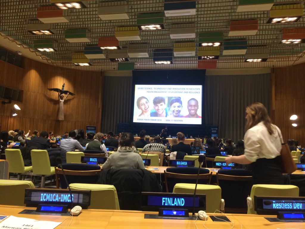 #Youth2030 is getting ready to consider: How can youth better engage in policy design, implementation, &amp; review? My answer — By co-designing and co-implementing evaluation of the SDGs that asks descriptive, explanatory, &amp; normative questions.