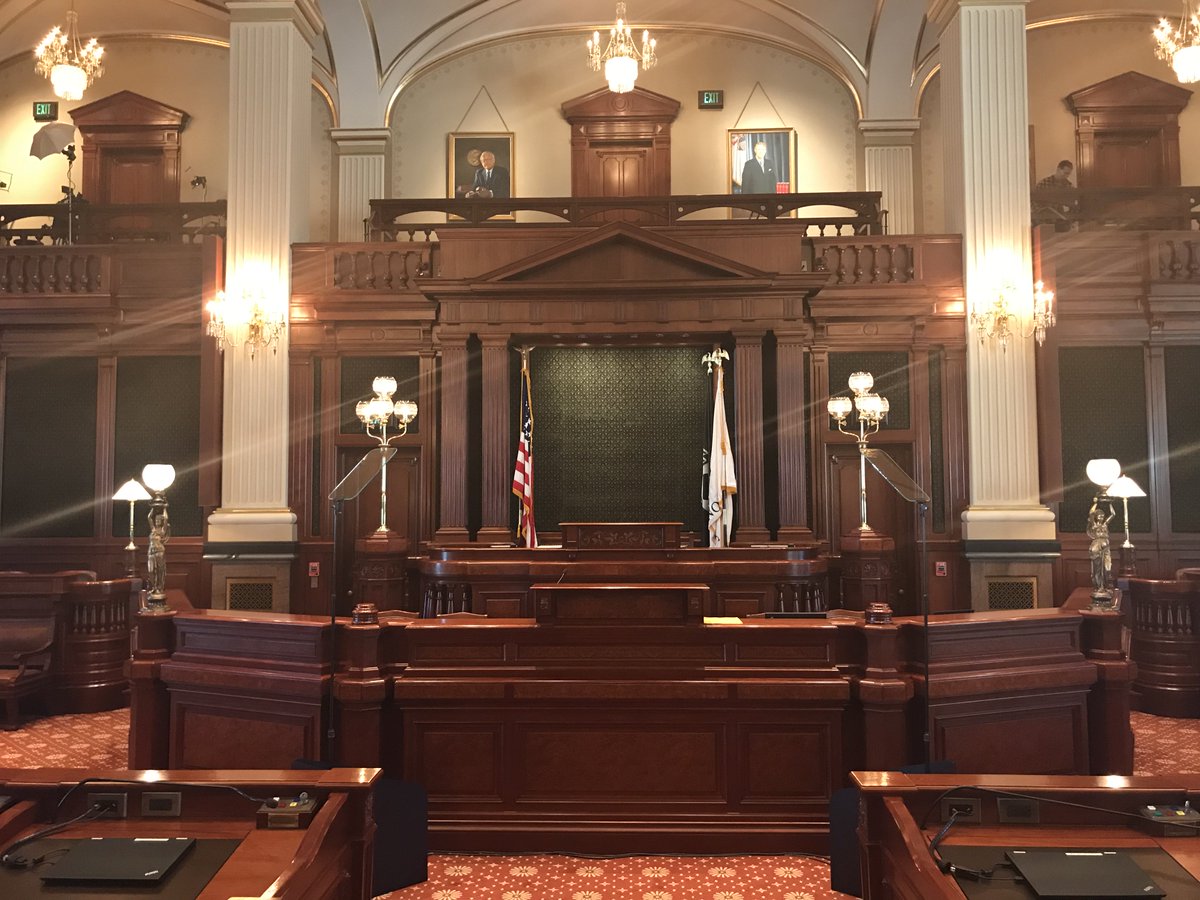 RepThapedi's tweet photo. Prompters are set up for Rauner’s State of the State address tomorrow morning in Springfield.  Two questions 1) will there be more devastating budget games in 2018; &amp; 2) will Rauner walk into the Chamber after suffering his first veto override of 2018?

https://t.co/dBmOIGrFiH https://t.co/tthkiUDU5z