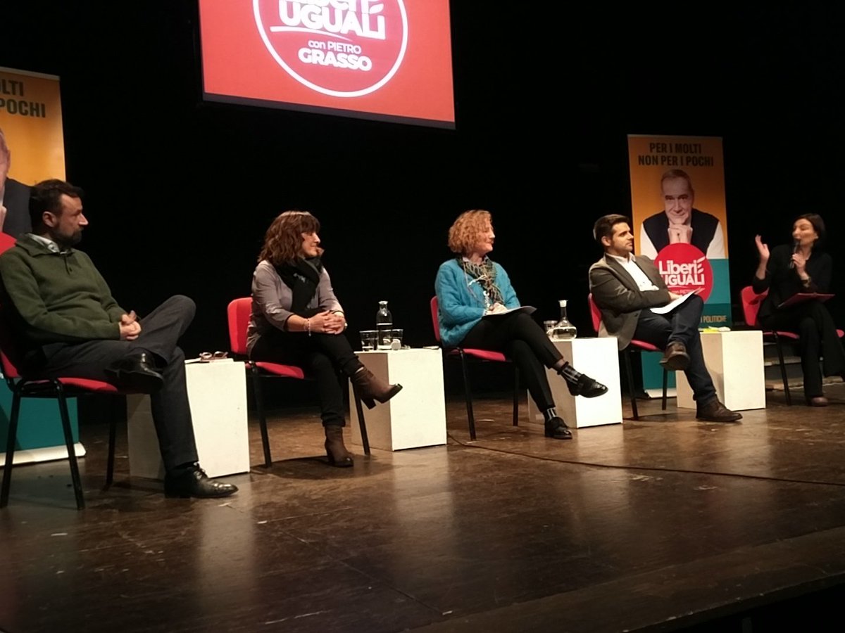 In diretta da #ReggioEmilia presentazione pubblica dei candidati di #liberieuguali con Cesare Galantini, @santinacamisani, Donatella Prati, <a href="/MirkoTutino/">Mirko Tutino</a>, <a href="/GiovanniPaglia/">Paglia Giovanni</a> e Marco Doria. 

Diretta video qui -> m.facebook.com/story.php?stor…