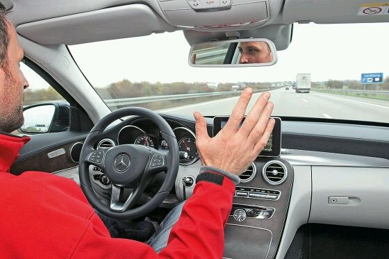 UnmannedKnight's tweet photo. Autonomes Fahren: So funktioniert es! - https://t.co/6lP6ZB4ITw https://t.co/lWiwv2soh6 #ugv #autonomesfahren #selbstfahrendeautos https://t.co/JbdeRnX8I4
