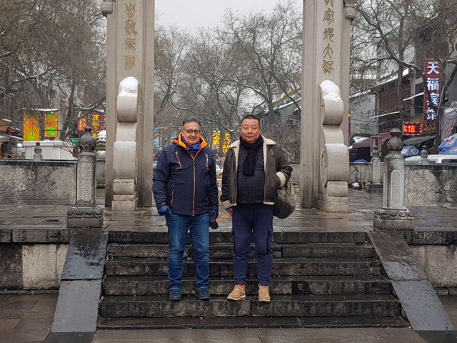 AngeloIngFreni's tweet photo. Successo della missione Food Italy in Cina a Xi'an. Incontrati importatori, distributori locali, nonché ristoratori, giornalisti e food bloggers. #FoodItaly is ... Italy. #MadeinItaly https://t.co/dMYfDouDz8 https://t.co/4aQojLkKLg