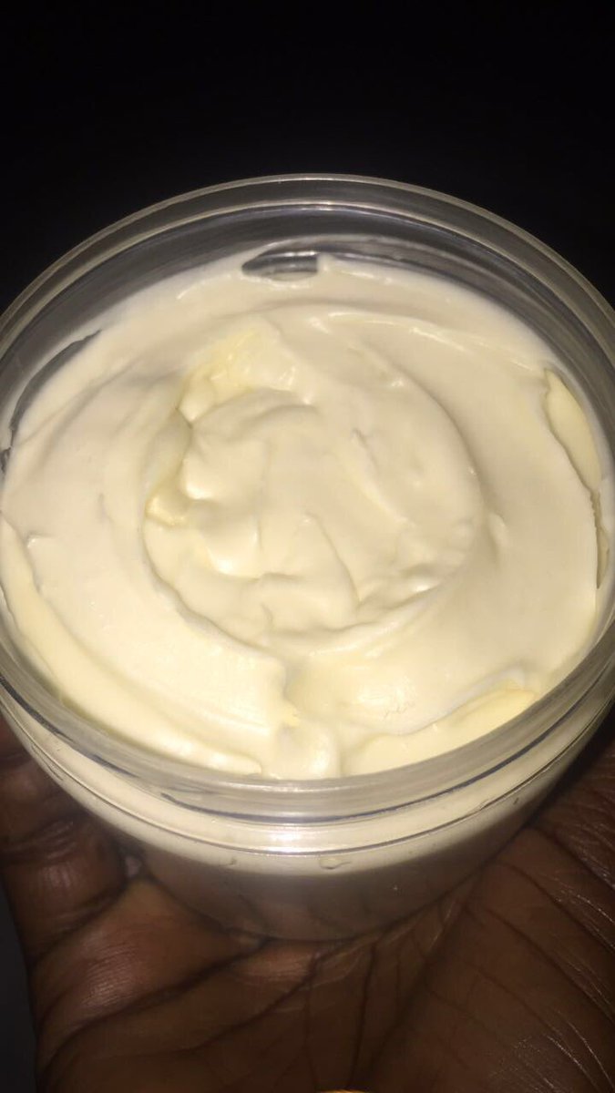 beemanneh's tweet photo. Whipped Shea butter anyone? Peep how we go from chunks to creamy delight #AnsuBees #sheabutter  #homemade 100% #organic  #gambianowned 
Please retweet 💖💖 https://t.co/kjXxwIisv7