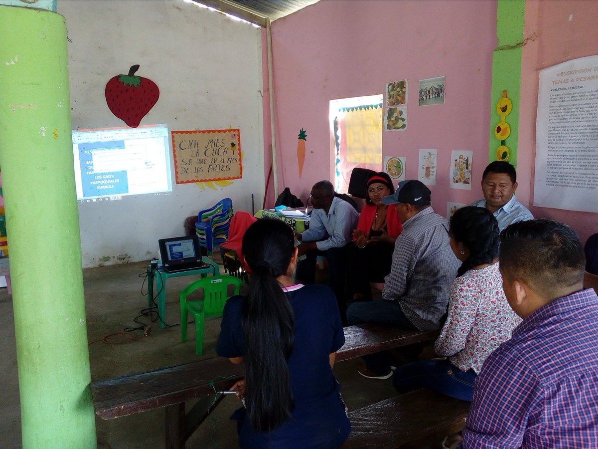 SOCIALIZANDO EN TERRITORIO CON LOS COMUNEROS DE
  LA PARROQUIA LA CUCA – ARENILLAS  LA RESOLUCIÓN QUE CREA EL SISTEMA DE PARTICIPACIÓN CIUDADANA.