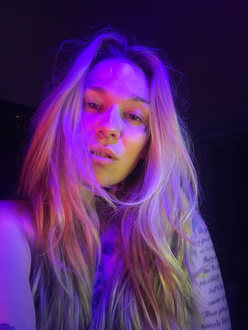 Having the best time fucking around with my new studio lights 🖤💜💖💛#studio #artist #playtime #lighting<a href="/tag/artist"class="tags"><span>#artist</span></a><a href="/tag/studio"class="tags"><span>#studio</span></a><a href="/tag/playtime"class="tags"><span>#playtime</span></a><a href="/tag/lighting"class="tags"><span>#lighting</span></a>