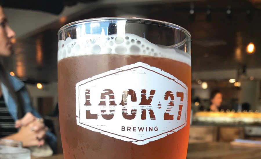 Lock27Brewing's tweet photo. "We always have session beers on tap. At Lock 27, we believe the true measure of beer quality is someone wanting to have another one". 

Check out owner Steve &amp; head brewer Brent's thoughts on session beers: https://t.co/1PUXM1pAAP #lock27brewing #downtownDayton #sessionbeers https://t.co/7rDrKYZqaP