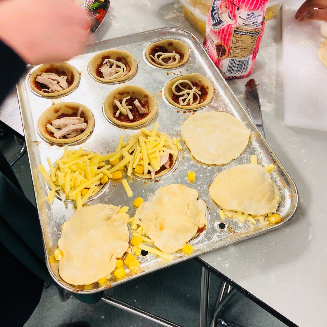 Q3_DT's tweet photo. Some of the delicious mini pizza bites made by our Year 8 students this morning @q3academy #pizza #food #dt #design https://t.co/2ceaotwmCT