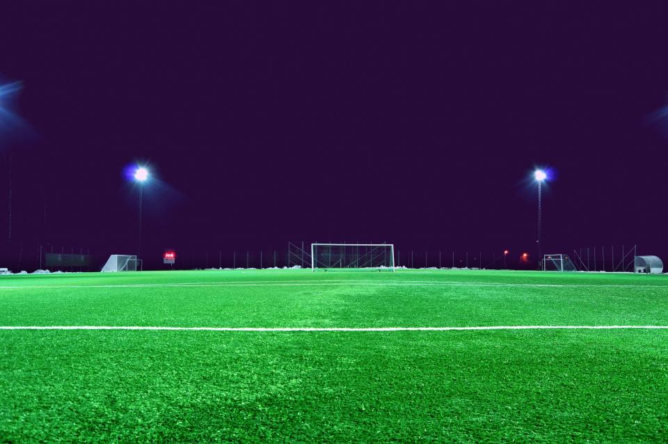 LottoSportCL's tweet photo. La cancha te espera! Y tu ¿que zapatos te vas a poner para entrar a golear? #Lottosport #Sportivamente https://t.co/Yfru83RlZO