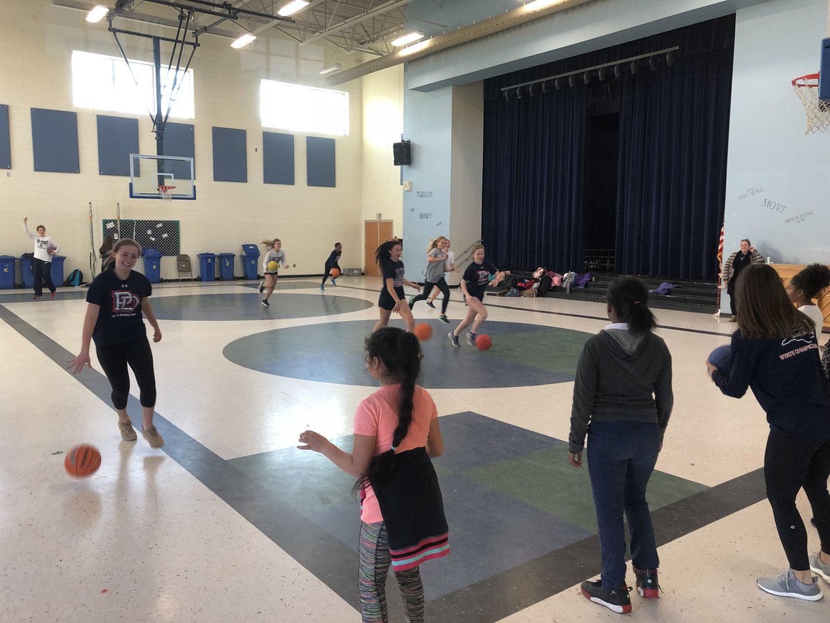 LindsaySugg's tweet photo. Watch out WNBA! 8th grade girls’ basketball today at Winterfield working on some hoops skills! #PDServes #pdschargers #pdsms https://t.co/c7ap9C0IJY
