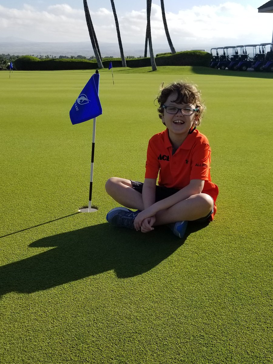 CMN_HQ's tweet image. I'm Parker, and Im here in Hawaii for #AceShootout18. I'll be taking over the CMN Hospitals Twitter and Instagram this week. More to come!