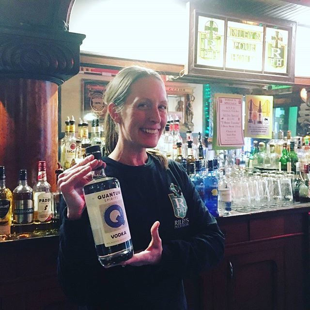 QuantumSpirits's tweet photo. Check out what some might say is the best Irish Pub in Pittsburgh, Riley's Pour House. @harshmellow77 makes #outofthisworld white russians!
.
.
.
.
.
.
.
#ryevodka #vodka #craftvodka #quantumspirits https://t.co/T9Kcg53hzz https://t.co/T5LBztG4JW