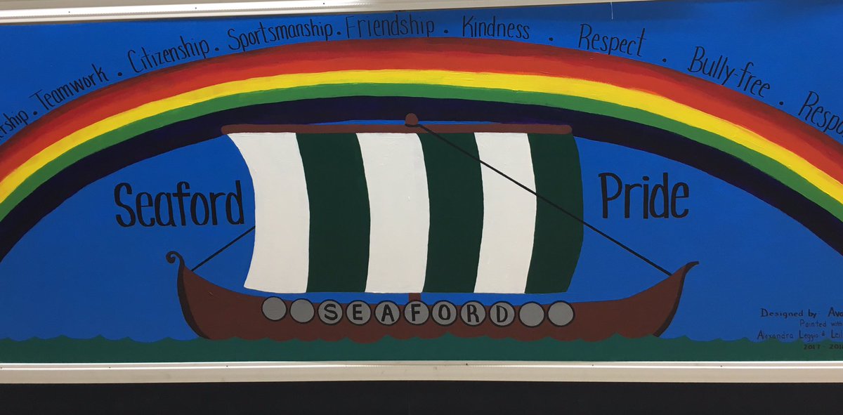 seaford_MS_NY's tweet image. Check out the new artwork in our main office! #StudentDesigned #SeafordPride
