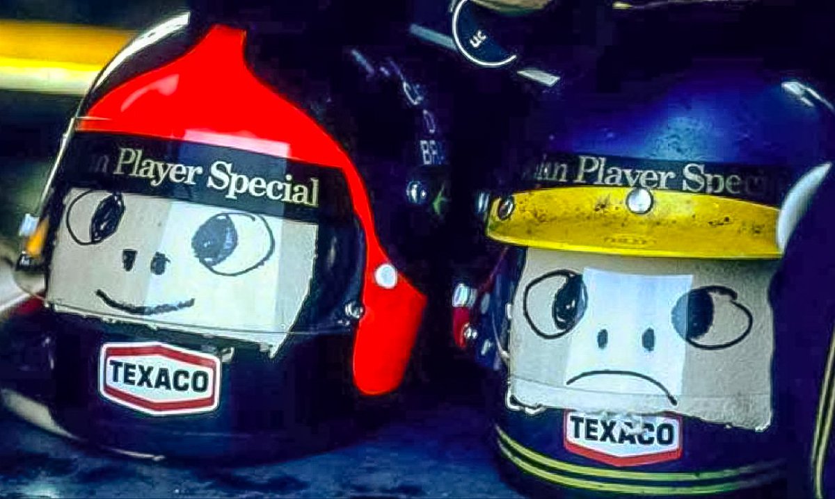 Stuart_Dent's tweet photo. Grand Prix mechanicsโ humour, part 83: Team Lotus spannermen illustrating the mood of their drivers, sometime during 1973โฆ ๐
๐ฌ๐ง #F1 #Fittipaldi #Peterson #ProperDrivers #ProperHelmets #WhereHasTheHumourGone? https://t.co/rnng9or93v